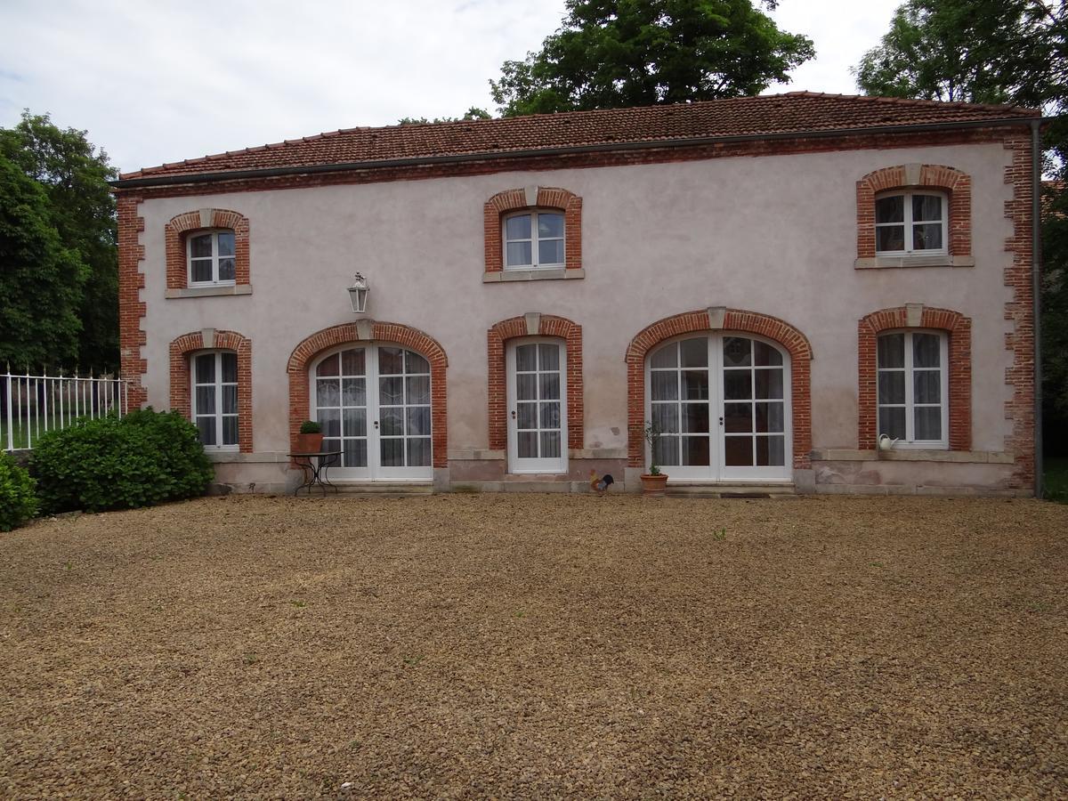 Chateau Mesny Vic-sur-Seille Esterno foto